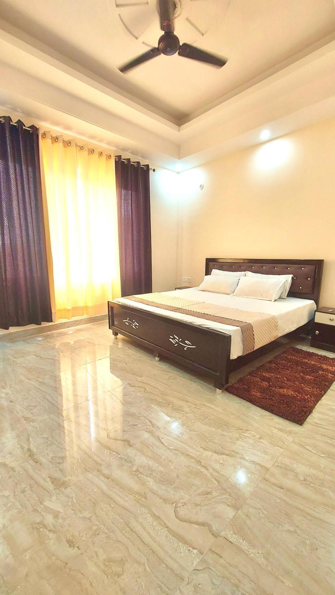 Ramalayam Inn Ayodhya Exterior photo